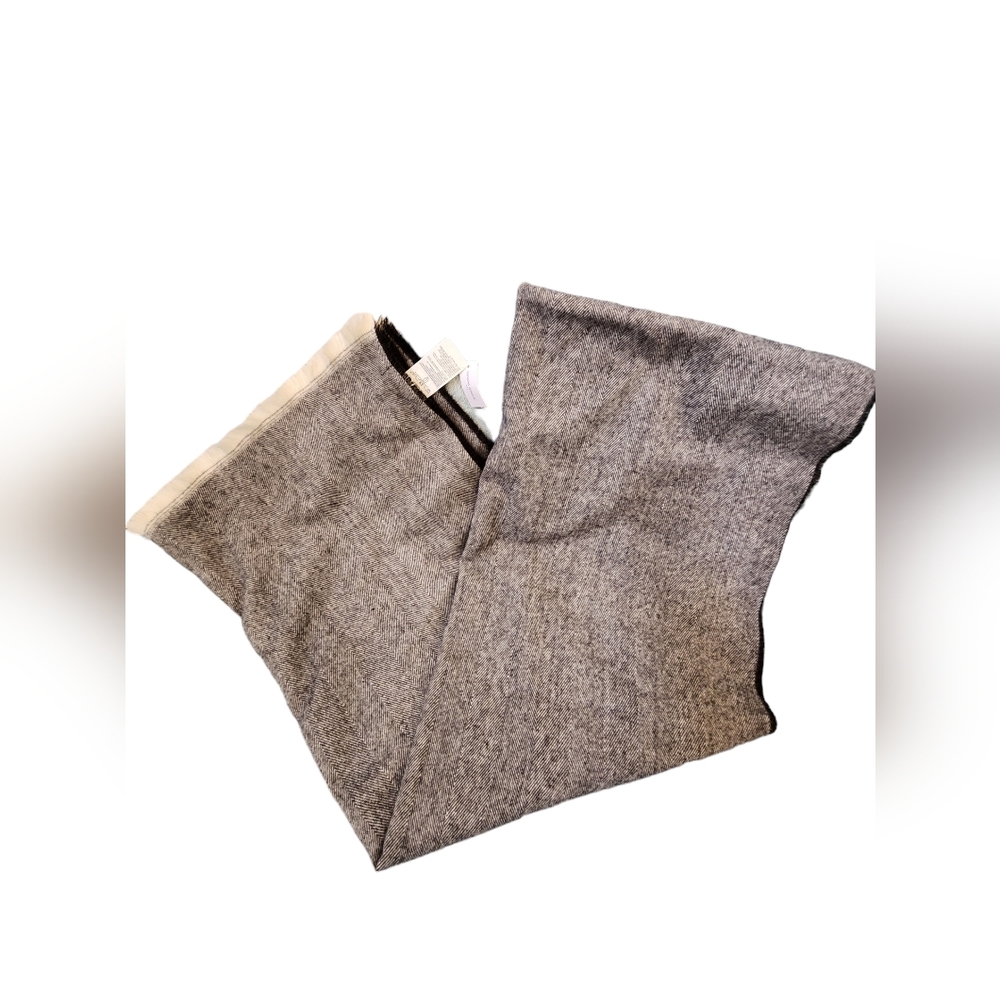 BANANA REPUBLIC Gray Scarf